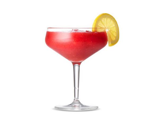 Wie man gefrorene Erdbeer-Gin-Limonade zubereitet