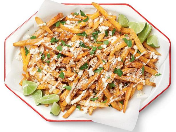 Wie man mexikanische Pommes Frites zubereitet