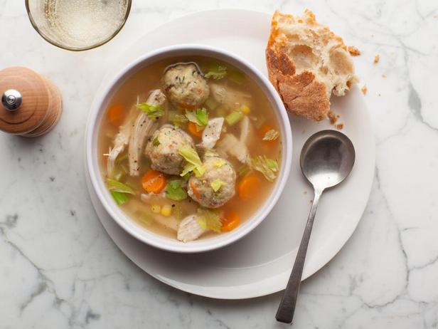 Zubereitung - Gemüsesuppe mit Putenfleischbällchen