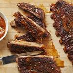 Schweinerippchen nach St. Louis-Art mit Soja-Ingwer-BBQ-Sauce
