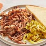 Geräuchertes Pulled Pork nach Montrealer Art mit Currygurken