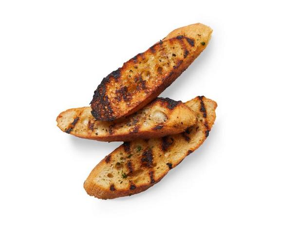 Wie man gegrilltes Knoblauchbrot zubereitet