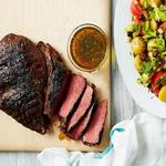 Gegrilltes Rinderfilet in italienischer Marinade