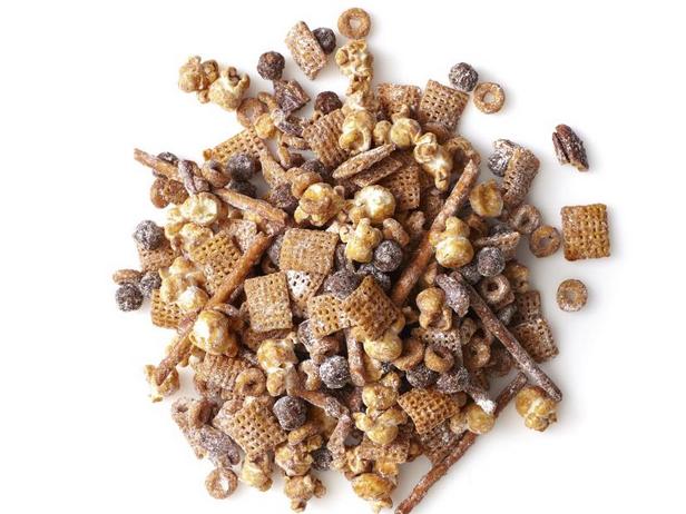 Zubereitung – Snackmischung mit Pralinen- und Schokoladengeschmack