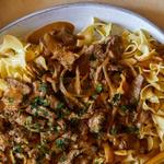 Beef Stroganoff mit Consommé-Sauce