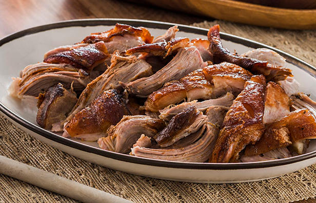 Zubereitung - Gebratener Schweinebraten in einer Zitrus-Jalapeño-Marinade