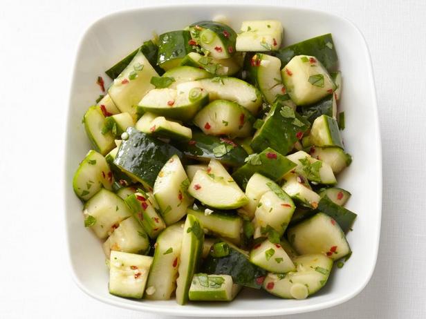 Zubereitung - Scharfer asiatischer Gurkensalat