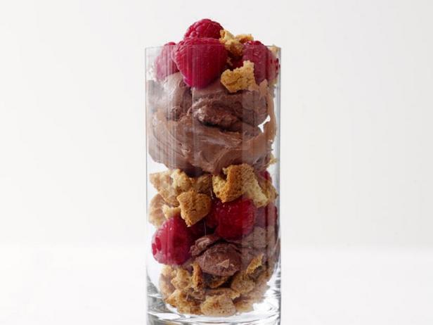 Zubereitung - Schokoladen-Frischkäse-Amaretti-Parfait