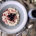 بودنغ الأرز مع الكرز