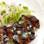 Steak mit Blauschimmelkäsebutter und Selleriesalat