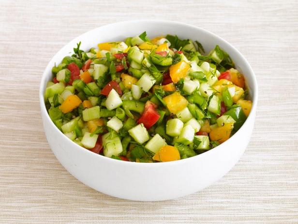 Zubereitung - Mediterraner Sommersalat