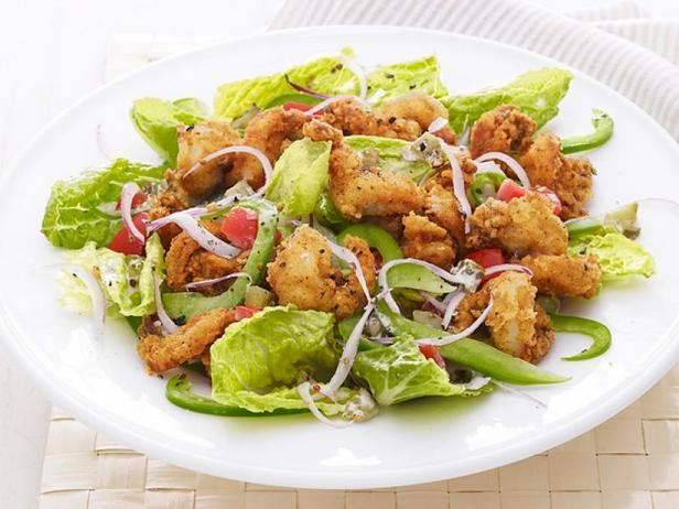 Come preparare l'insalata di gamberi fritti