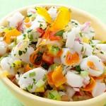 Jakobsmuschel-Ceviche mit kandierten Zitrusfrüchten