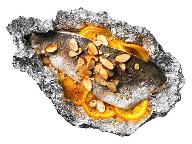 Zubereitung - Gegrillte Forelle „Amandine“ mit Orangen