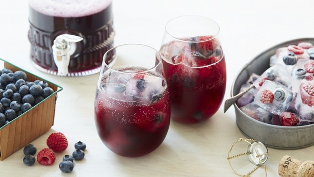 Wie man Blaubeersaft herstellt