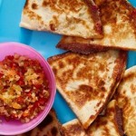 Käse-Quesadilla mit italienischem Rindfleisch