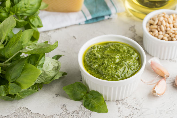 Zubereitung von Pesto-Sauce: Kochmöglichkeiten
