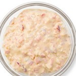 Aioli-Sauce mit eingelegtem Gemüse