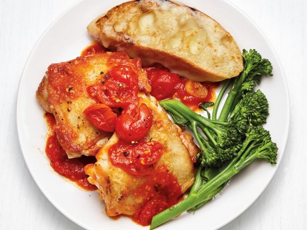 Arrabbiata soslu tavuk nasıl pişirilir?