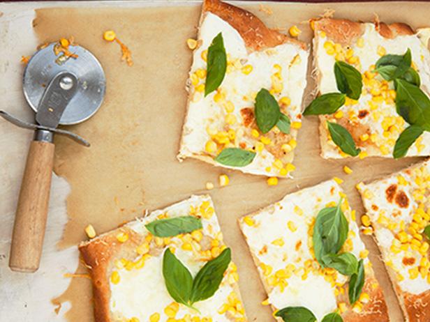 48. Pizza mit Mais