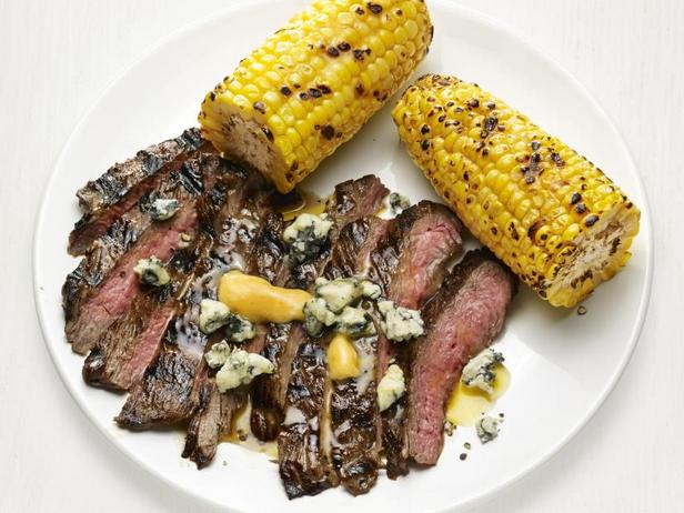 Zubereitung - Gegrilltes Büffel-Flanksteak mit geröstetem Mais und Butter
