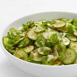 Asiatischer Gurkensalat
