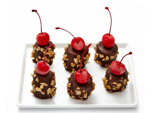 Wie man Bananen-Petit-Fours zubereitet
