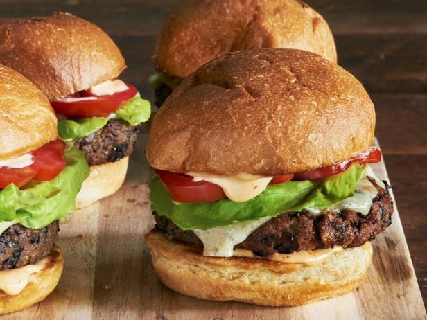 Zubereitung - Veggie-Burger mit Bohnenbratling