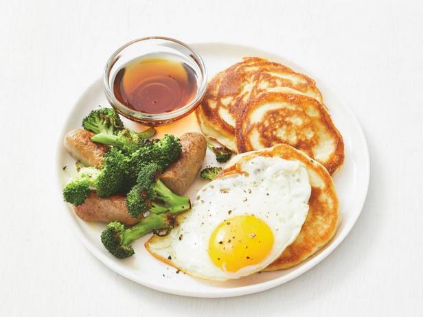 Zubereitung - Teriyaki-Pfannkuchen mit Brokkoli, Wurst und Rührei