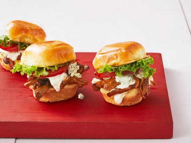 So bereiten Sie Buffalo Chicken Sliders zu