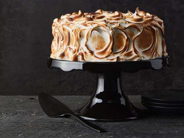 Wie man Kürbis-S'mores-Kuchen zubereitet