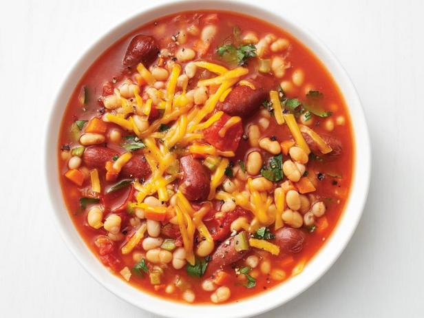 Zubereitung - Bohnensuppe mit geräucherter Wurst