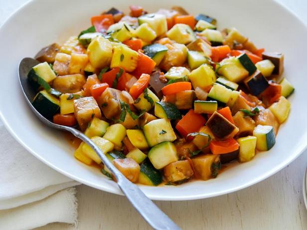 Come preparare la ratatouille con verdure di stagione