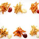 6 würzige Pommes frites mit Soßen