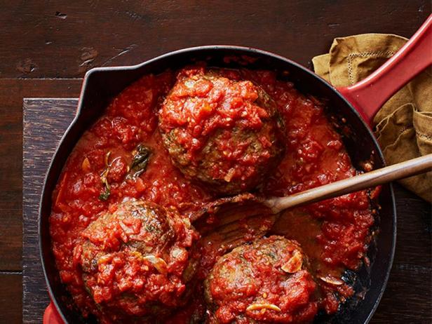 Come preparare - Polpette grandi al formaggio all'italiana