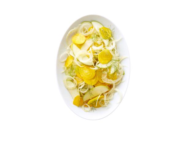 40. Insalata di barbabietole con finocchio e mela