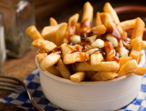 Wie man kanadische Poutine kocht