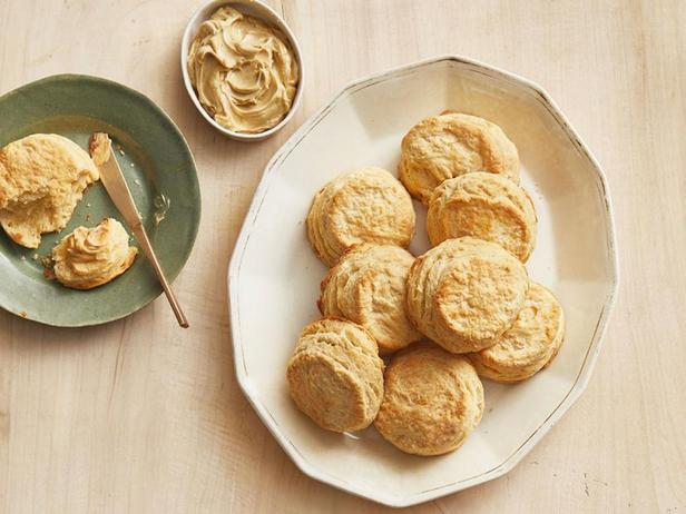 Come preparare i biscotti al burro e melassa
