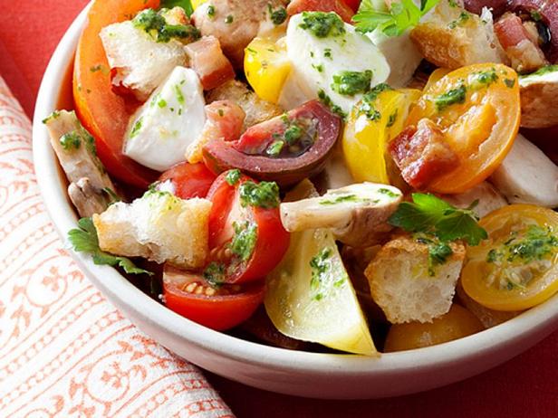Zubereitung - Bistro-Salat mit Caesar-Dressing und Spinat