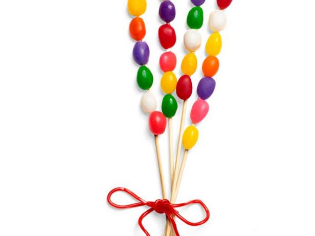 Anleitung zum Basteln eines Ballonstraußes