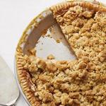 Klassischer Apfel-Crumble-Kuchen