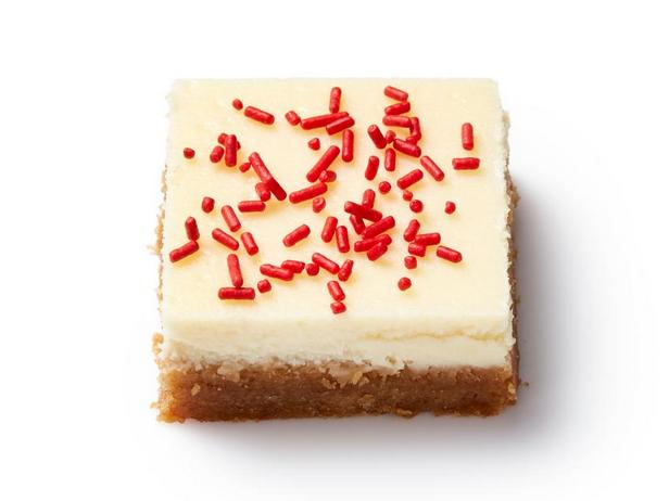 Wie man Erdnussbutter-Käsekuchenriegel zubereitet