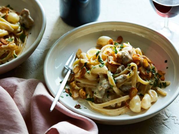 Zubereitung - Hähnchen-Alfredo-Pasta mit 40 Knoblauchzehen