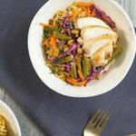 Nudelsuppe mit Hühnchen und grünen Bohnen