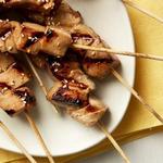 Teriyaki-Thunfischspieße mit Ingwer