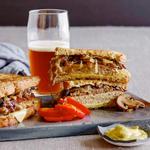 Truthahn-Patty-Melt-Sandwich