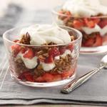 Joghurt- und Granola-Trifle