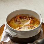 شوربة البصل الفرنسية مع فطر البورشيني