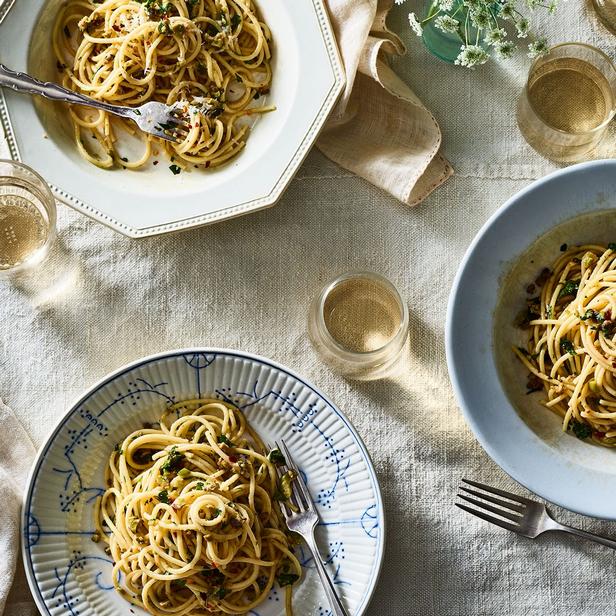 Rezept für Linguine mit Sardellen und Walnüssen