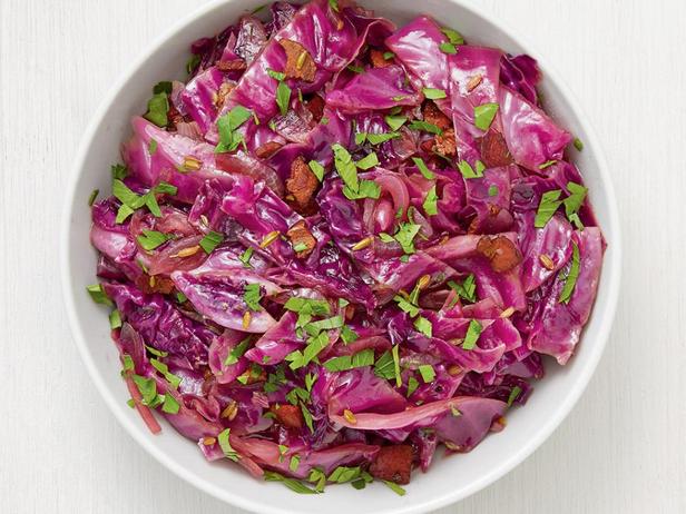 Geschmorter Rotkohl in Balsamico-Essig